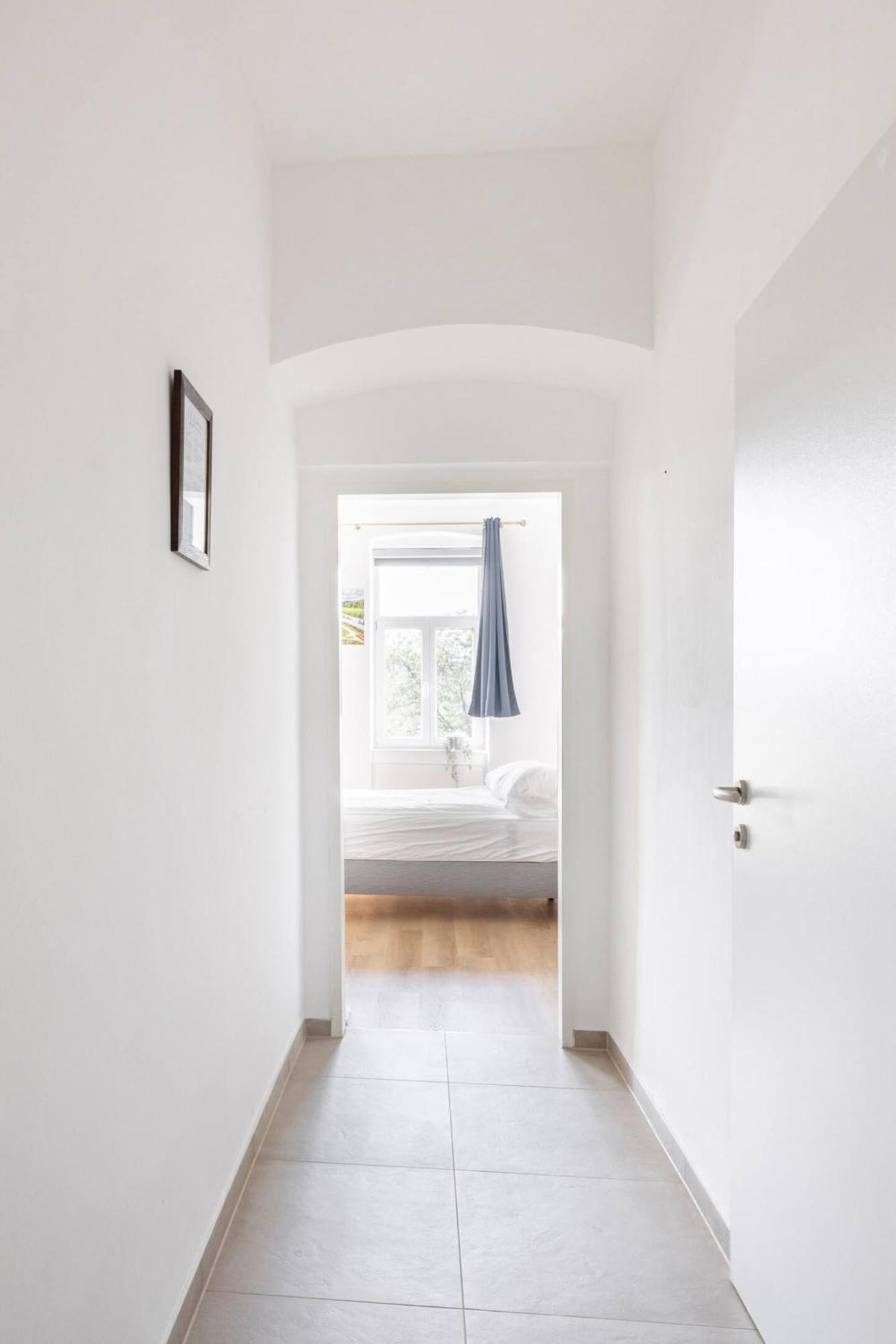 Apartment Near Schoenbrunn & Metro Wien Eksteriør bilde
