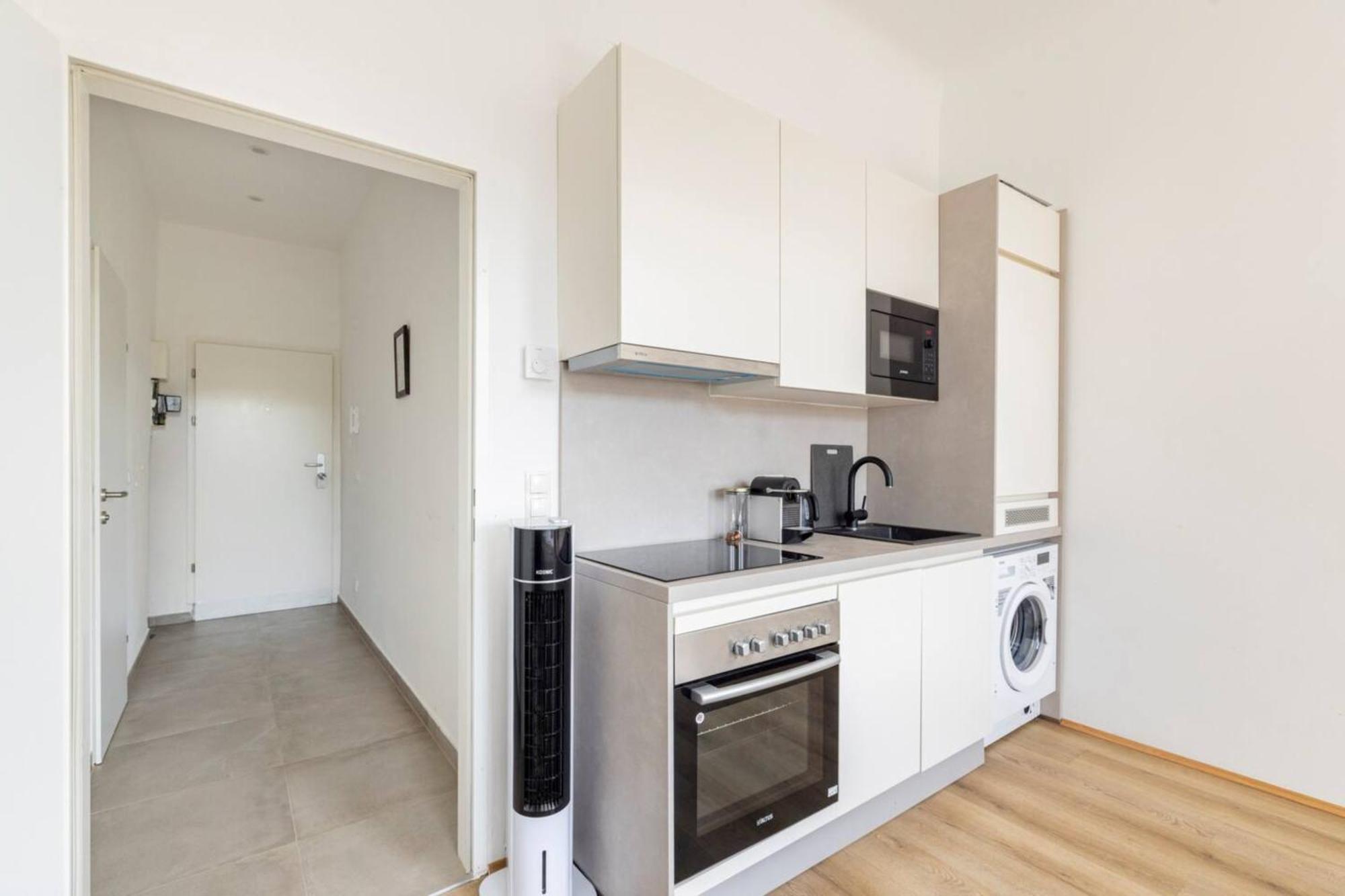 Apartment Near Schoenbrunn & Metro Wien Eksteriør bilde